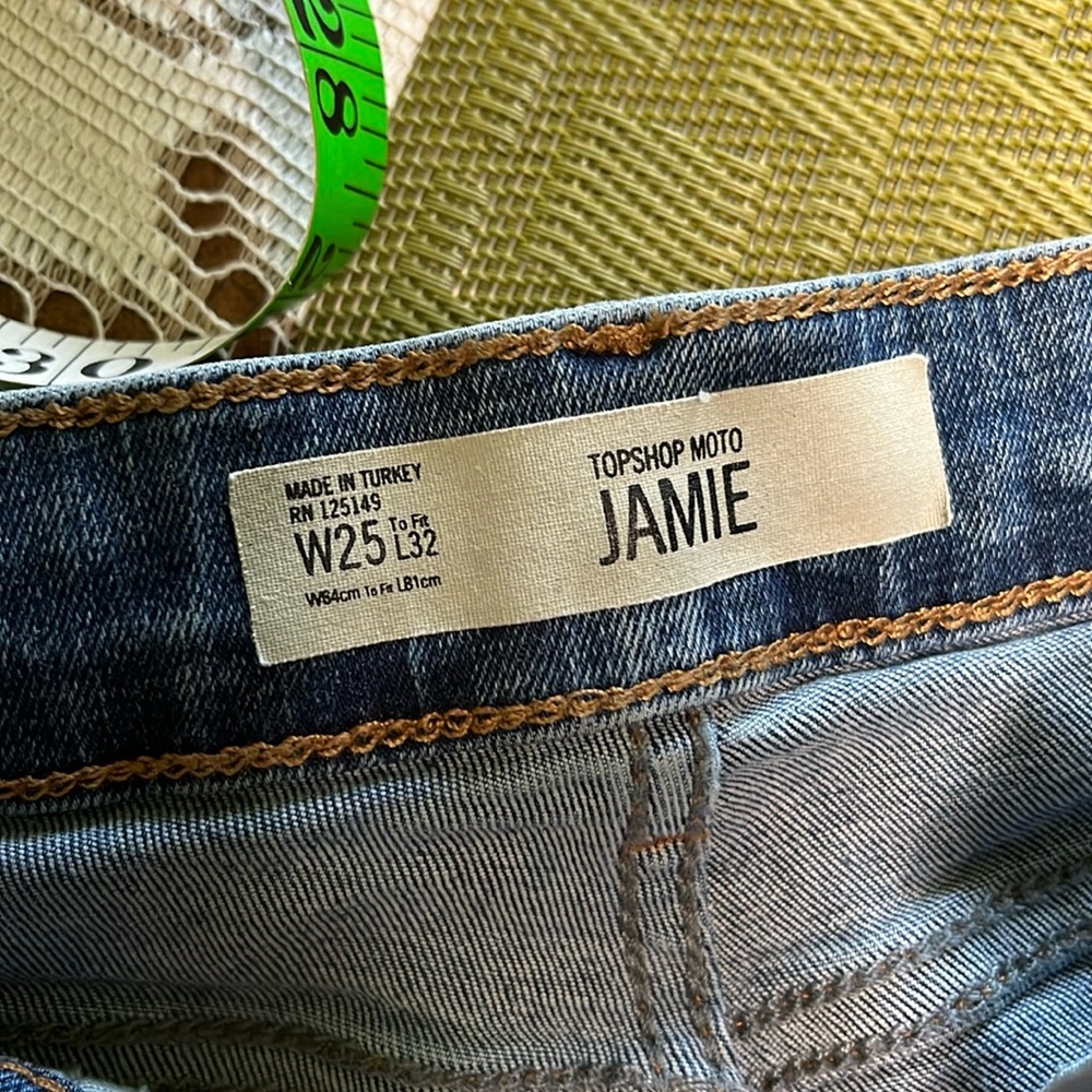 TOPSHOP Floral Embroidered Blue Jeans Moto Jamie - Picture 7 of 8